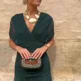 Vestido Elegante com Decote em V