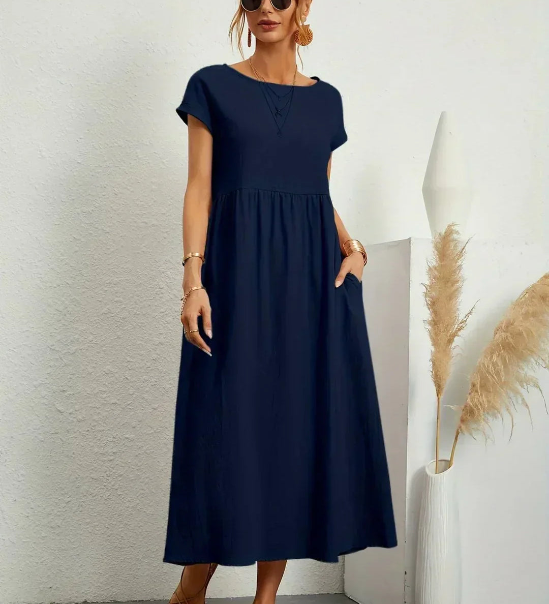 Gabriela - Vestido Elegante Midi Fluído Intemporal